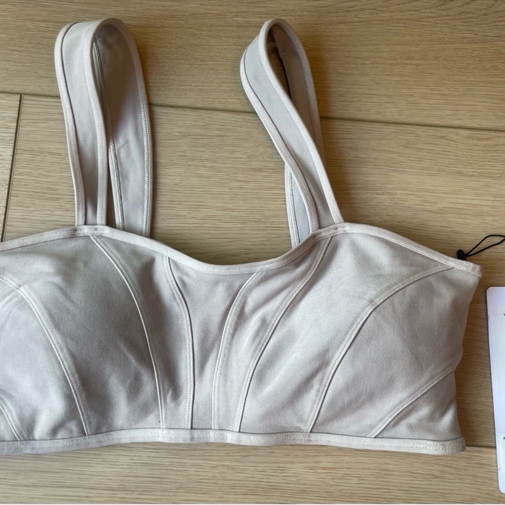 NWT🩶ALO YOGA🩶WASHED ALOSOFT SUNRAY BRA - Picture 6 of 8